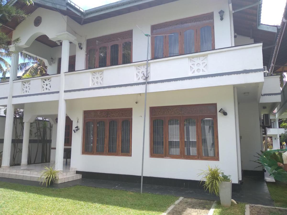 Vijai Resort Негомбо Екстериор снимка
