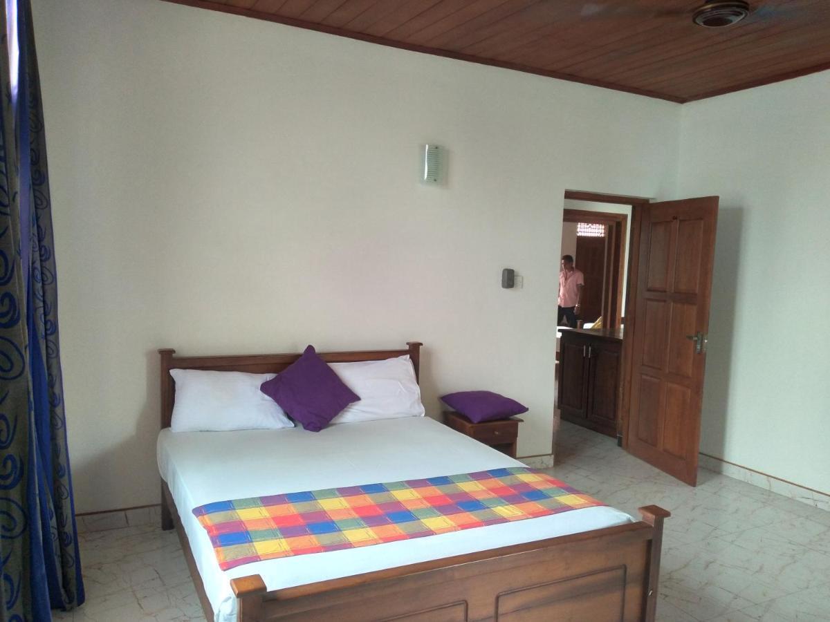 Vijai Resort Негомбо Екстериор снимка
