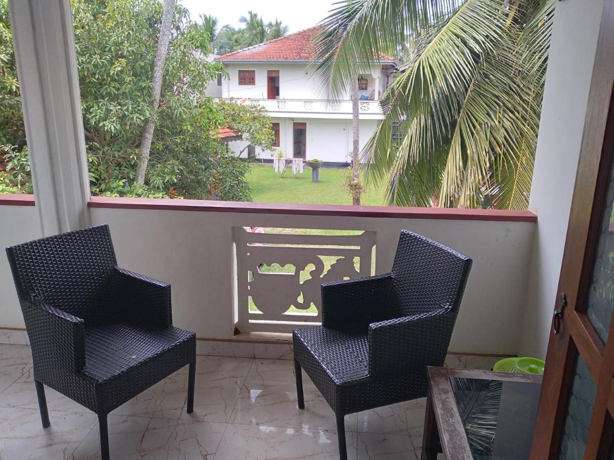 Vijai Resort Негомбо Екстериор снимка