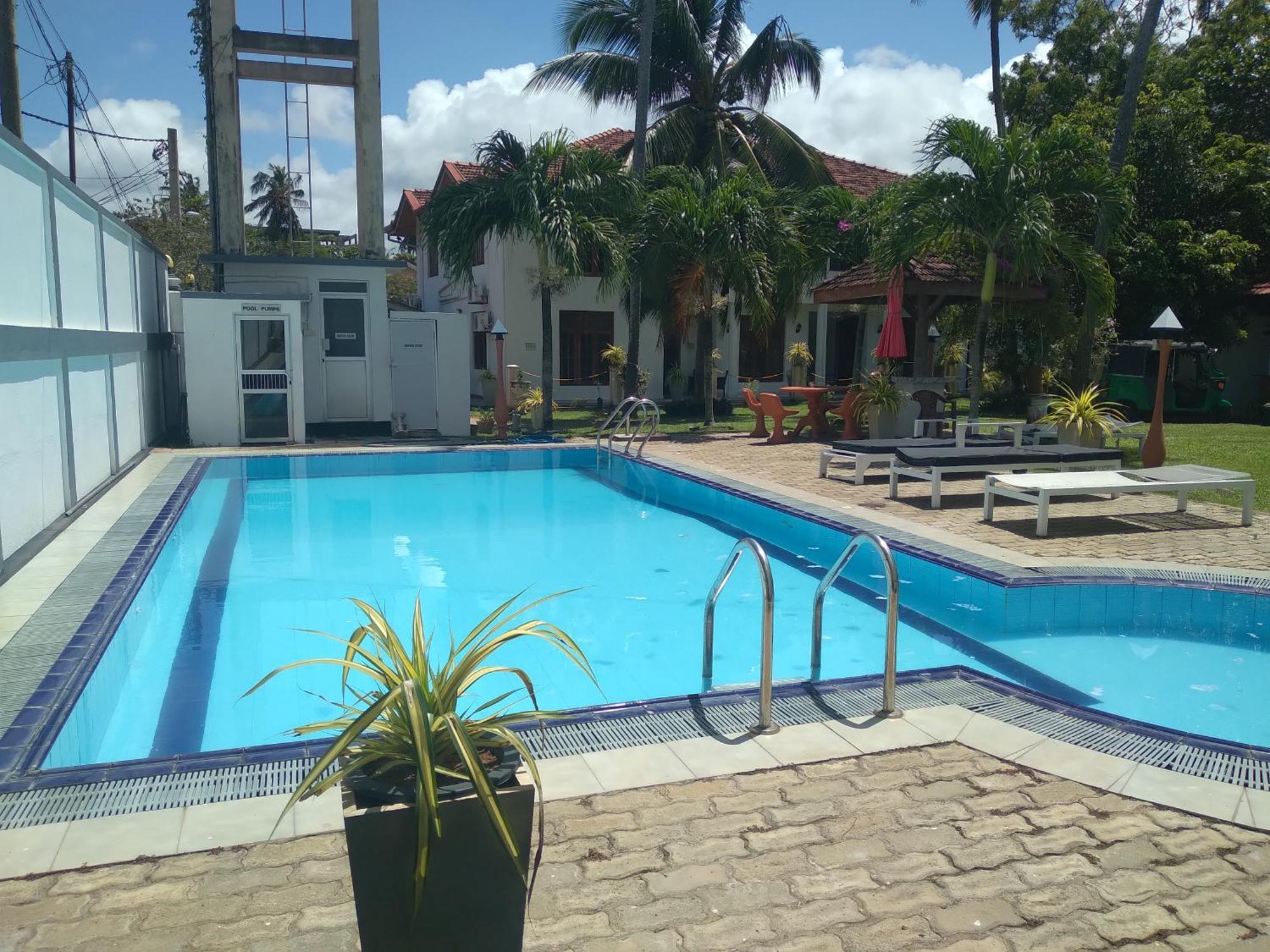 Vijai Resort Негомбо Екстериор снимка